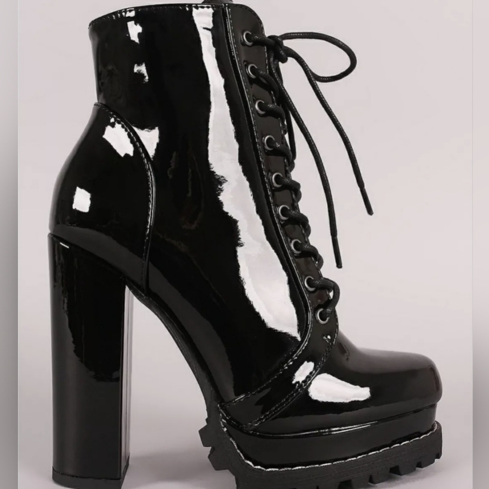 BLACK PATENT CHUNKY HEEL PLATFORM ANKLE BOOTS